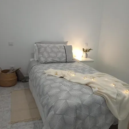 Semesterbostad Casa Dalai *